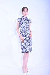 Line & Curve 真絲藤花小蓋袖中長旗袍92404